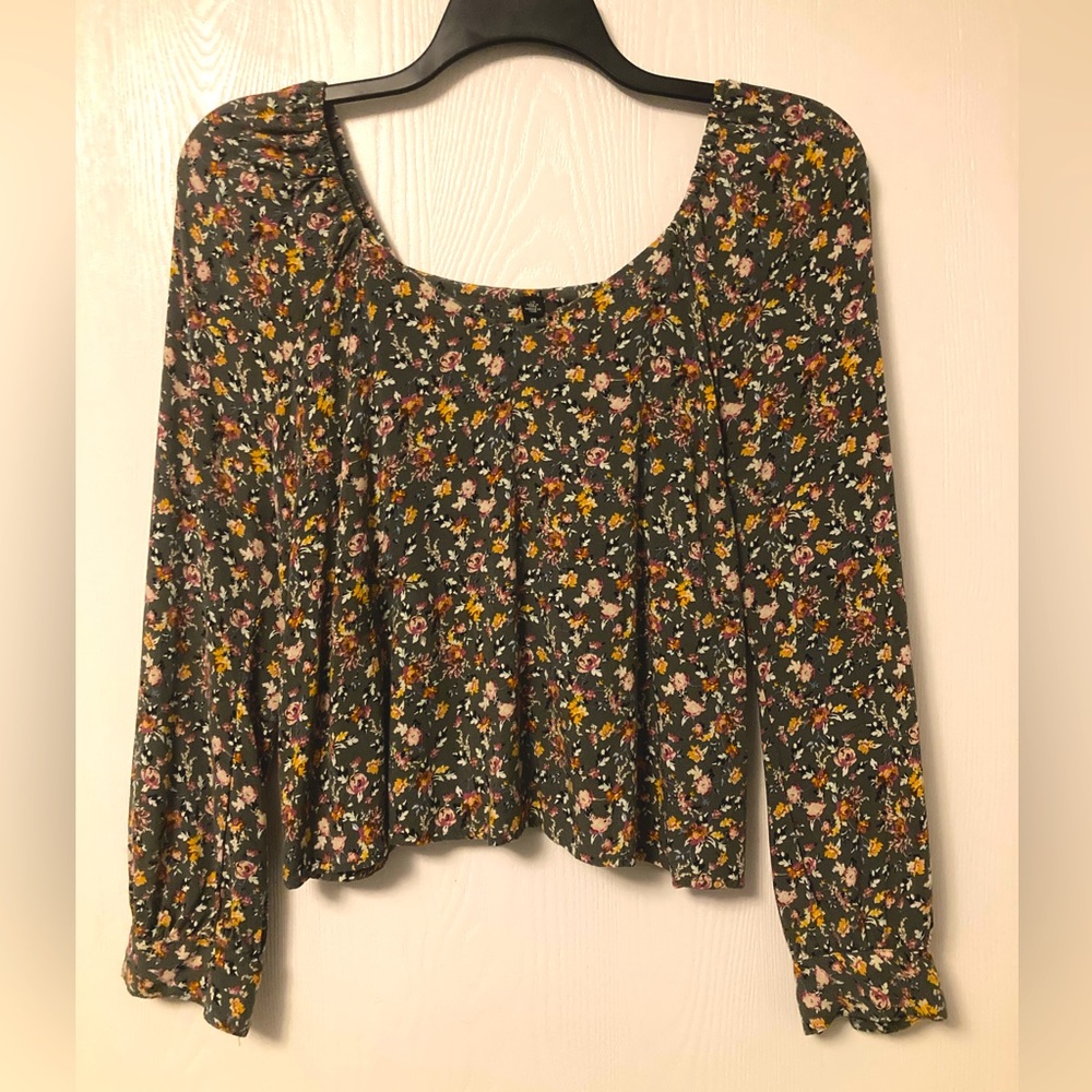 Floral crop top